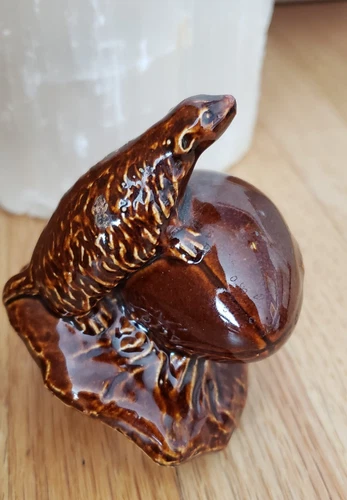 VINTAGE RED WING POTTERY 1939 WISCONSIN BADGE ON FOOTBALL