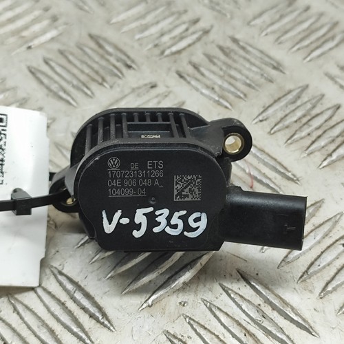 Skoda Kodiaq NS7 Nockenwellen-Magnetventil 04E906048A 1,5 Benzin 31048722