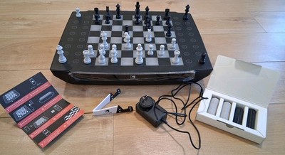Square Off SWAP Automated Movement Online AI Schachbrett 4 in 1 Spiele, Originalverpackt
