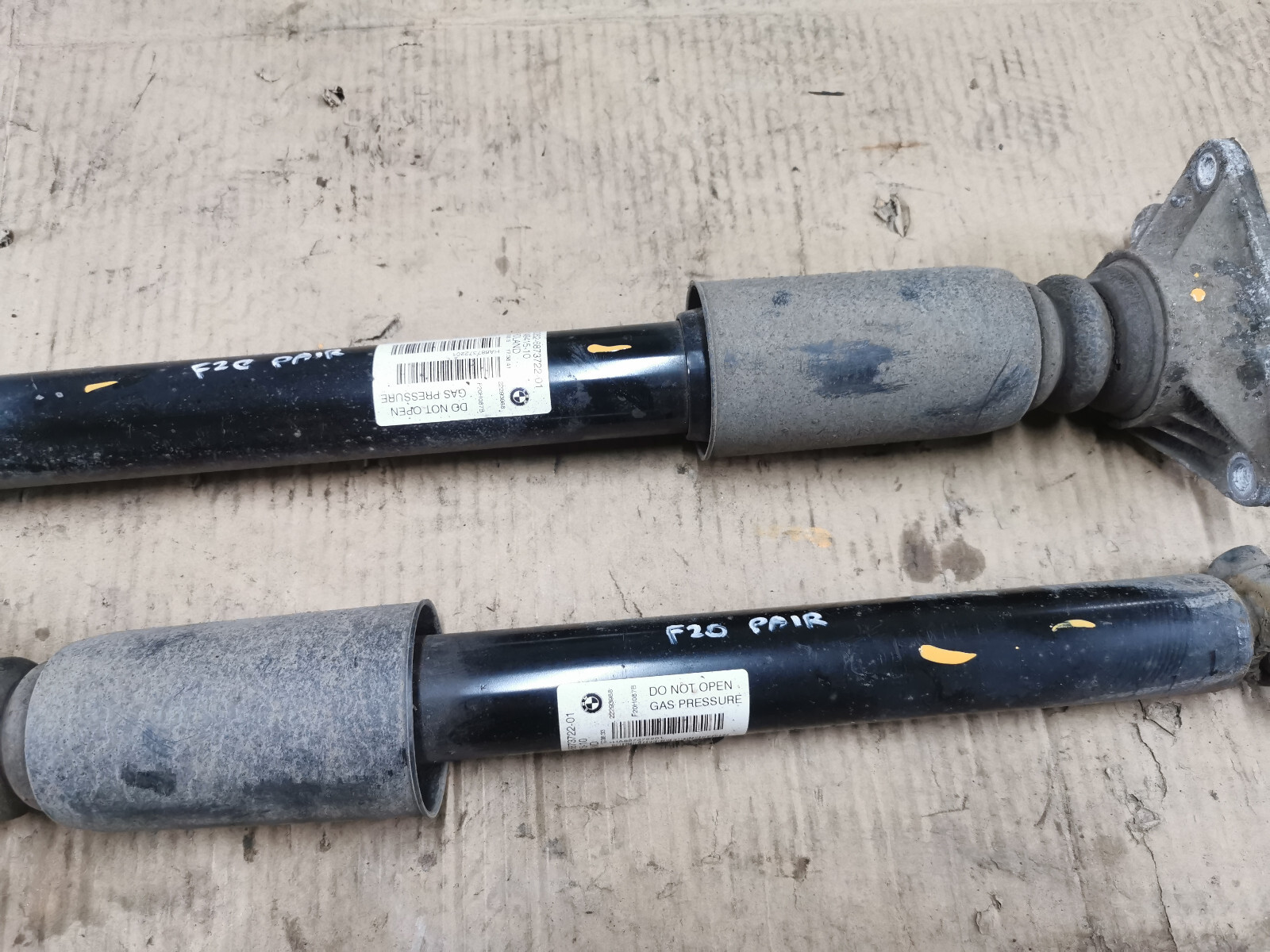 BMW 1 SERIES F20 F21 118i PETROL REAR SHOCK ABSORBERS RIGHT LEFT 6873722 (2) eBay