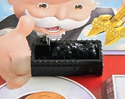 2009 Monopoly City Rubbish Dump Black Plastic Token Replacement Game Piece Part