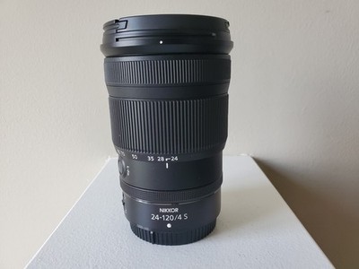 Nikon NIKKOR Z 24-120mm f/4 S Lens