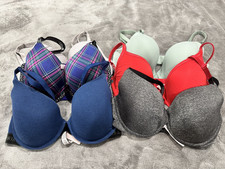Lot of Victoria Secret 34DD push up and T-shirt bras