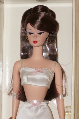 Silkstone Barbie Lingerie #2 brunette Fashion Model FMC Gold Label 2000 Mattel