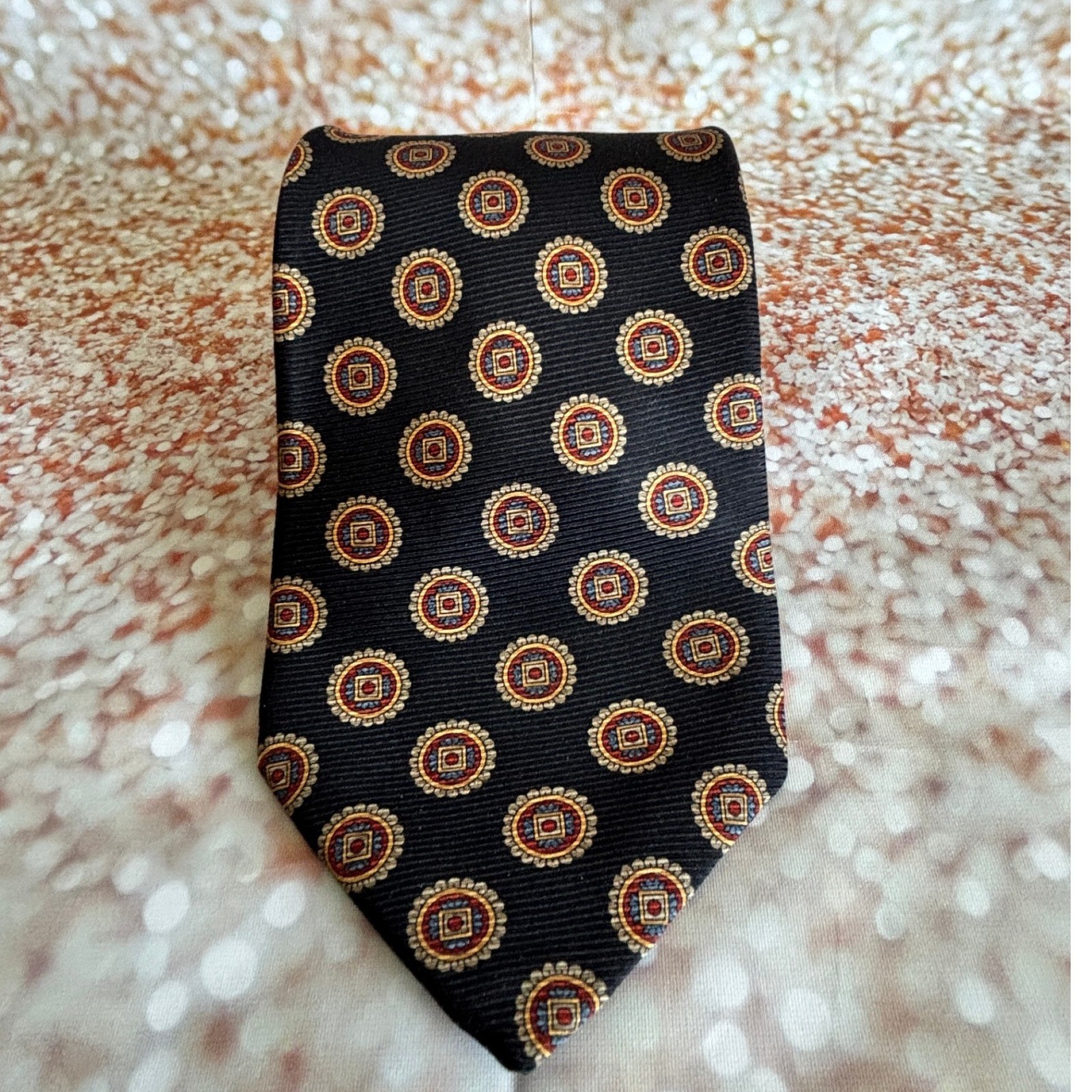 Robert Talbott Nordstrom Medallion Silk Necktie Hand Sewn Black Gold