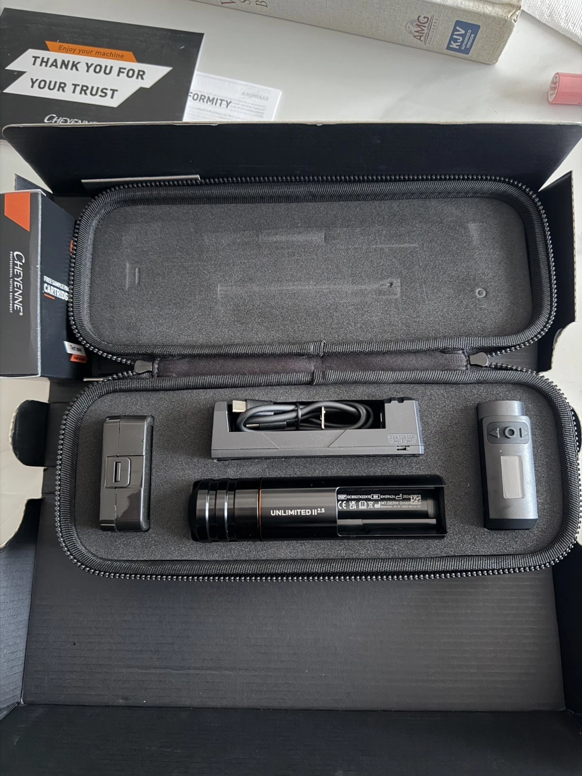 Cheyenne Sol Nova Unlimited II 2.5 Wireless Tattoo Pen Machine Pick Stroke - product detail image 4