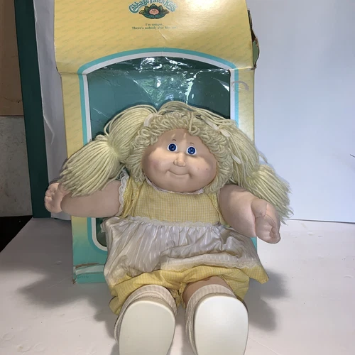 Cabbage Patch Kids 1985 Lemon Hair Blue Eyes Vintage Yellow CPK Dress With Box