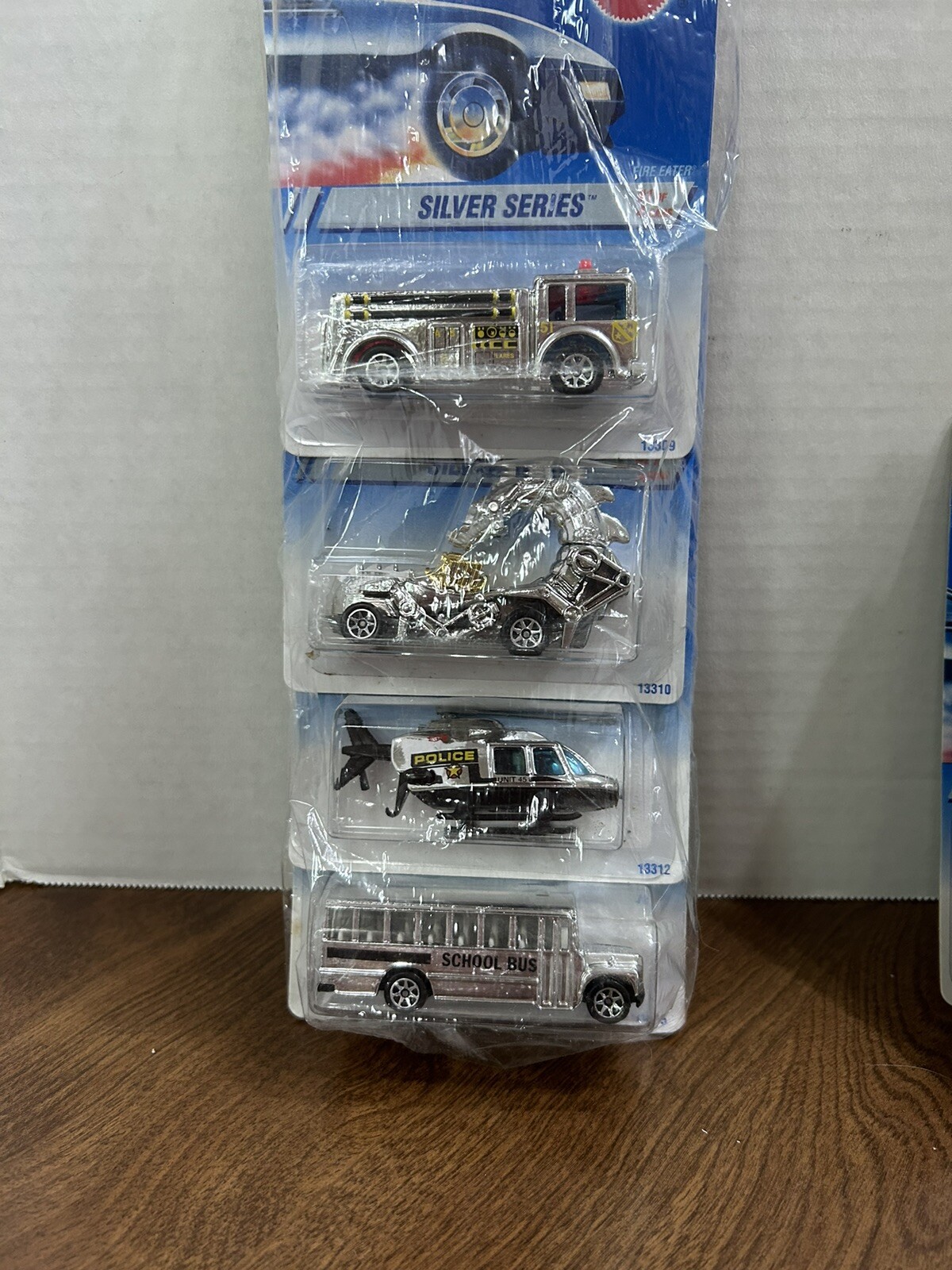 Picture 5 of 6
