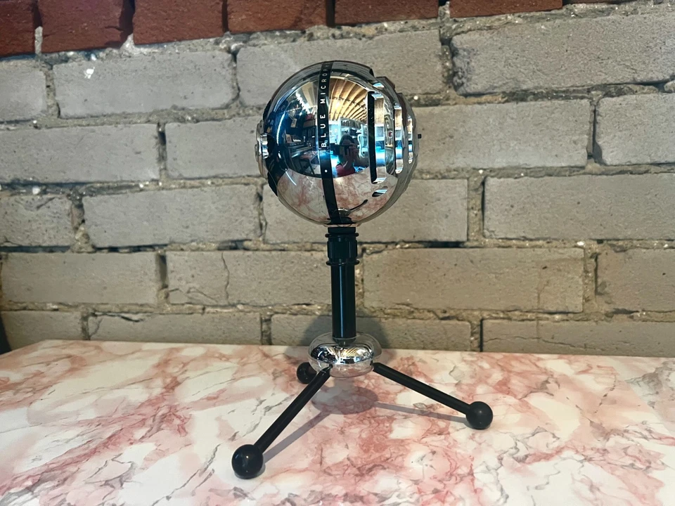 Blue USB snowball microphone - Image 2 of 4