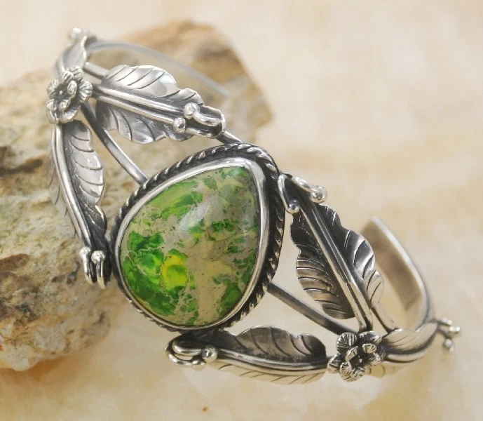 Brazalete brazalete de plata hecho a mano con piedras preciosas de jaspe sedimento de mar verde joyería C149 Foto 3 de 4