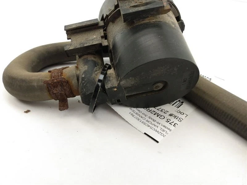 Bote de evaporación de vapor de combustible Pontiac Grand Prix GXP compatible con 2004 2005 2006 2007 2008 Foto 4 de 4