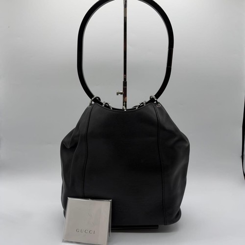 GUCCI  Tom Ford Leather Bucket Bag