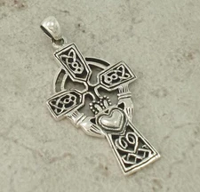 LARGE STERLING SILVER CELTIC CLADDAGH CROSS PENDANT style# p0608