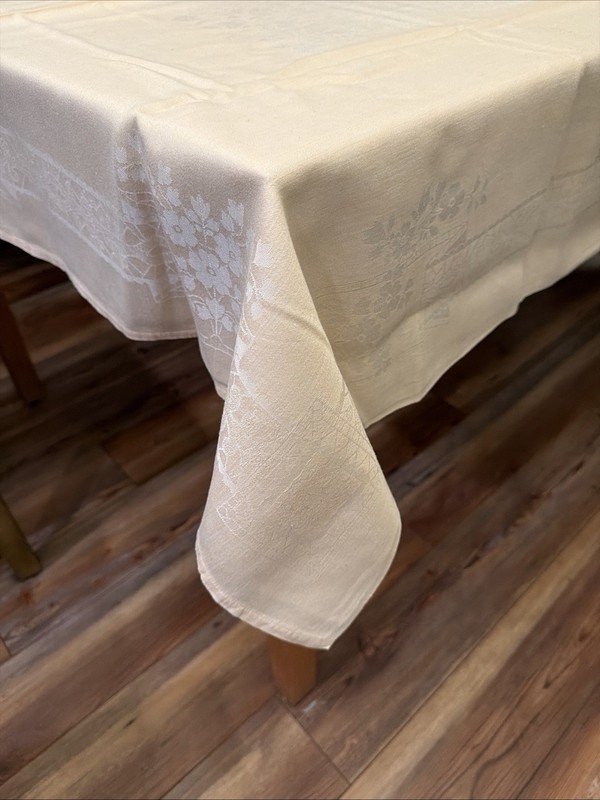 Vintage Cotton Blend Damask Light Peach Floral Jacquard Tablecloth 52”x82”