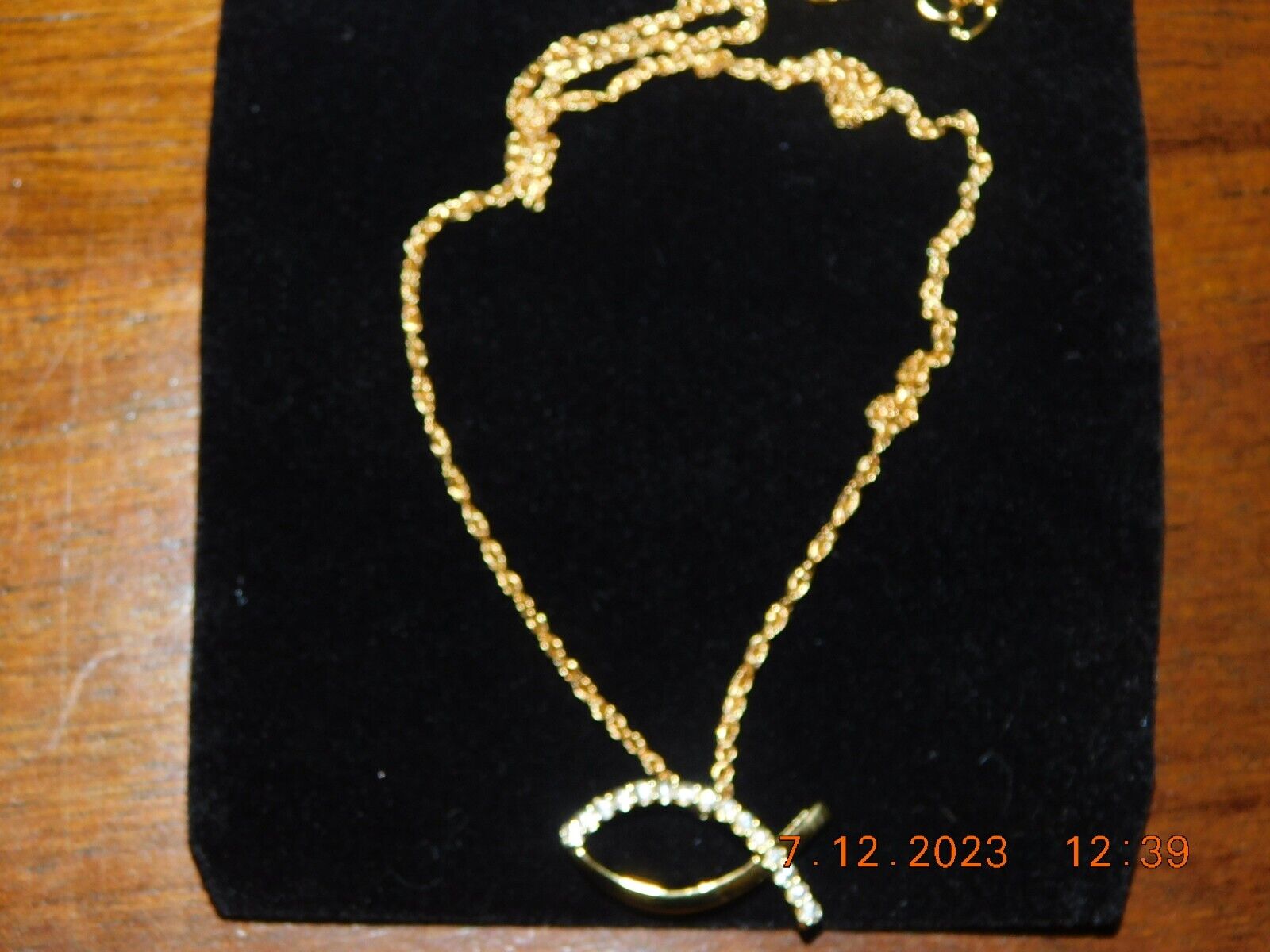 Franklin Mint Gold Plated Shining Devotion Necklace With Black Velvet Case