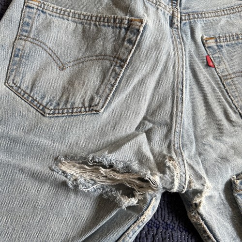 Vintage Saddle Worn Levis Jeans 501 Distressed Denim Button Fly 1998 31,5 x 31,5 - Bild 3 von 13