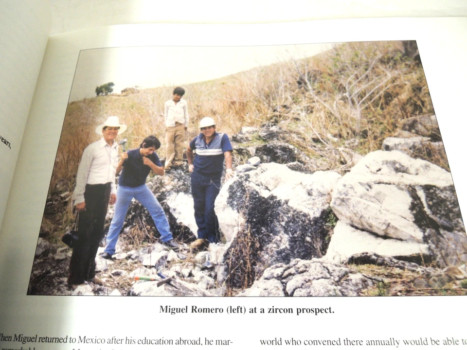 Miguel Romero Mexico Minerals Supplement Mineralogical Record Magazine 2008 - Image 4 of 4