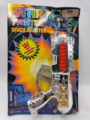 BATTLE STAR Fighter GALACTICA KO ASTRO SHIELD SPACE GUN BLASTER TOY