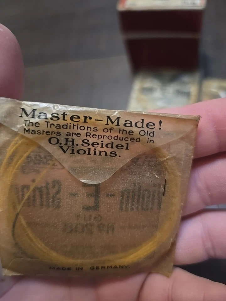 Vintage Eagle Brand Violon E String Gut #208 Box With 4 Packages - Image 4 of 4