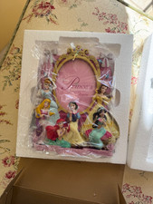 NEW in BOX Disney Parks 3D Princess Bibbidi Boppidi Boutique Photo Frame 5 x 3.5