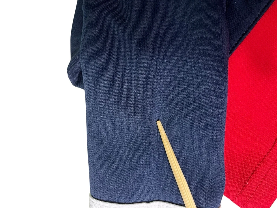 Camiseta deportiva de hockey para niños pequeños de Florida Panthers NHL 3T manga larga con licencia juvenil Foto 3 de 4