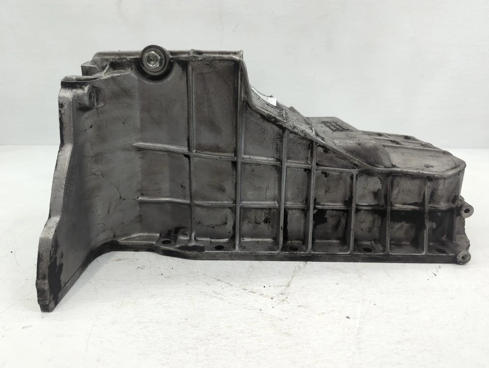 Pan de aceite del motor Mitsubishi Eclipse 1995-1999 GZ2E8 Foto 4 de 4