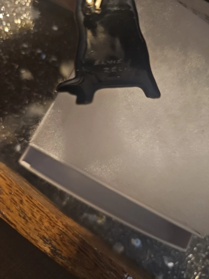 Broche Broche Bandana Rojo Firmado Elvie Zelle Sonriente Dorado Retiver Foto 3 de 4