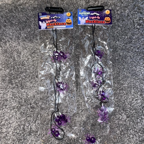 Collier araignée violet OMNI SUPREME jouet et fête s'allume HHN 2024 2 paquets