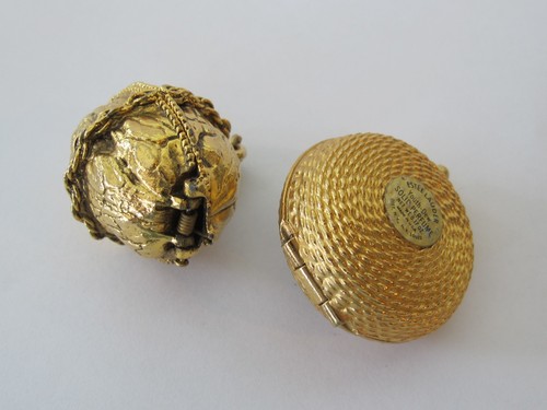 Max Factor Golden Walnut Shell & Estee Lauder Youth Dew Solid Perfume Compact - Picture 3 of 5