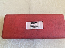 OEM Oxygen Sensor Socket Wrench Set 27110 Vintage Red Case Automotive Mechanic