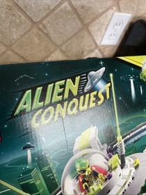 LEGO Space: Alien Mothership (7065) new sealed damage to box