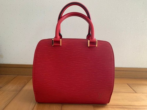 LOUIS VUITTON MI0968 Red Epi Leather Handbag Made in France