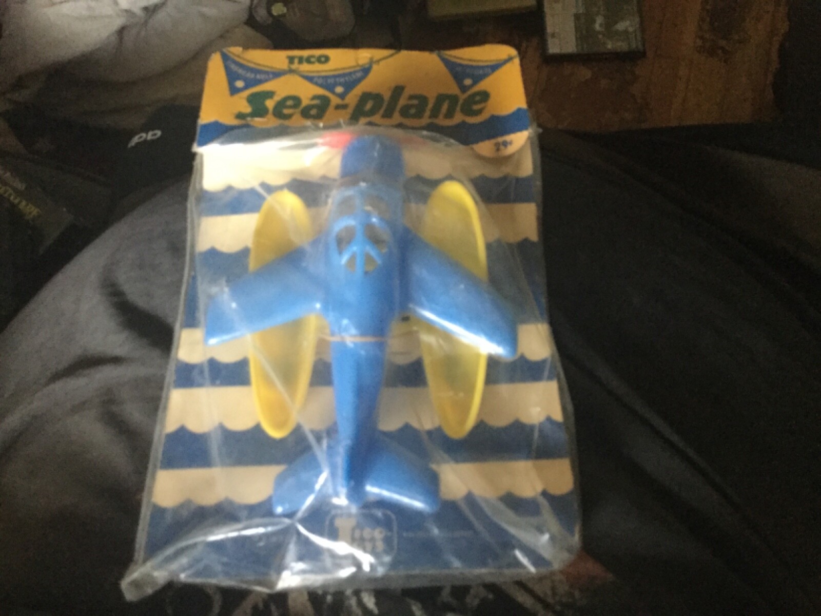 Picture 1 of 2