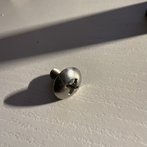 VITE originale Di FISSAGGIO SELLA SPORTSTER DYNA SOFTAIL  TURING harley davidson - Foto 1 di 3