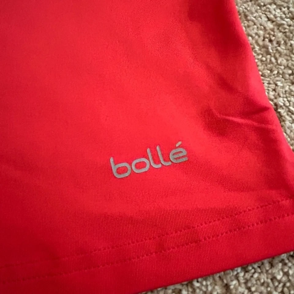 Bolle Tennis Top sz S Built in bra Red soft active athletic Racerback - Imagem 3 de 4