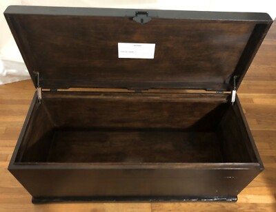 RARE! POTTERY BARN SOLID WOOD STEAMER COFFEE TABLE 