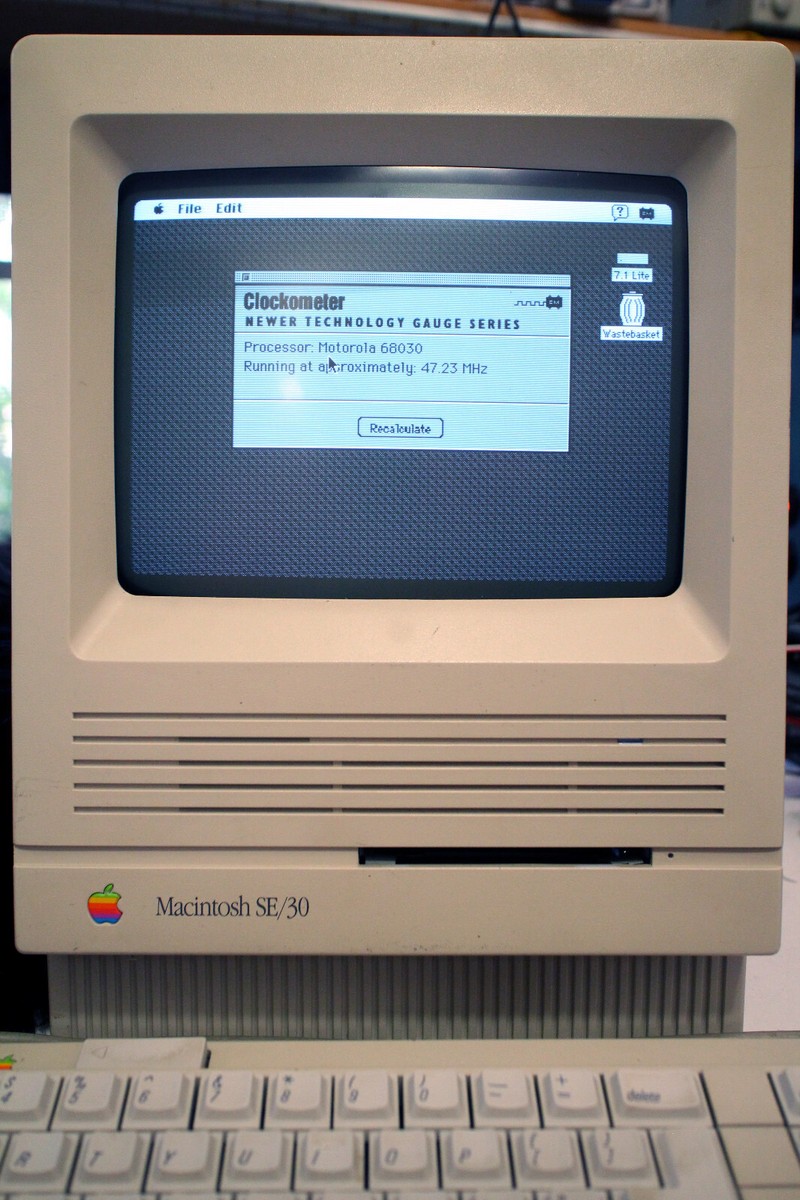 Apple Macintosh SE/30　ジャンク品 New PDS Slot Booster 2.0 Accelerator for Apple Macintosh SE