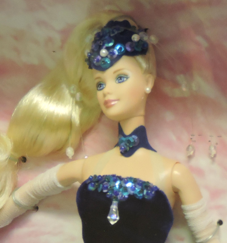Water Rhapsody Barbie 19847  1998 Essence of Nature Collection NRFB MIB