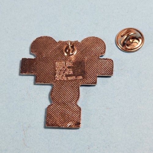 Baltimore Colts vs Dallas Cowboys Super Bowl V Lapel or Hat Pin by Peter David - Picture 7 of 9
