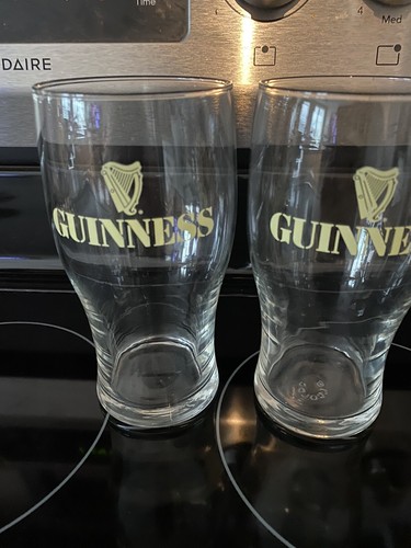 PAIR OF GUINNESS BEER GLASSES *Embossed Harp Pint - Picture 9 of 9