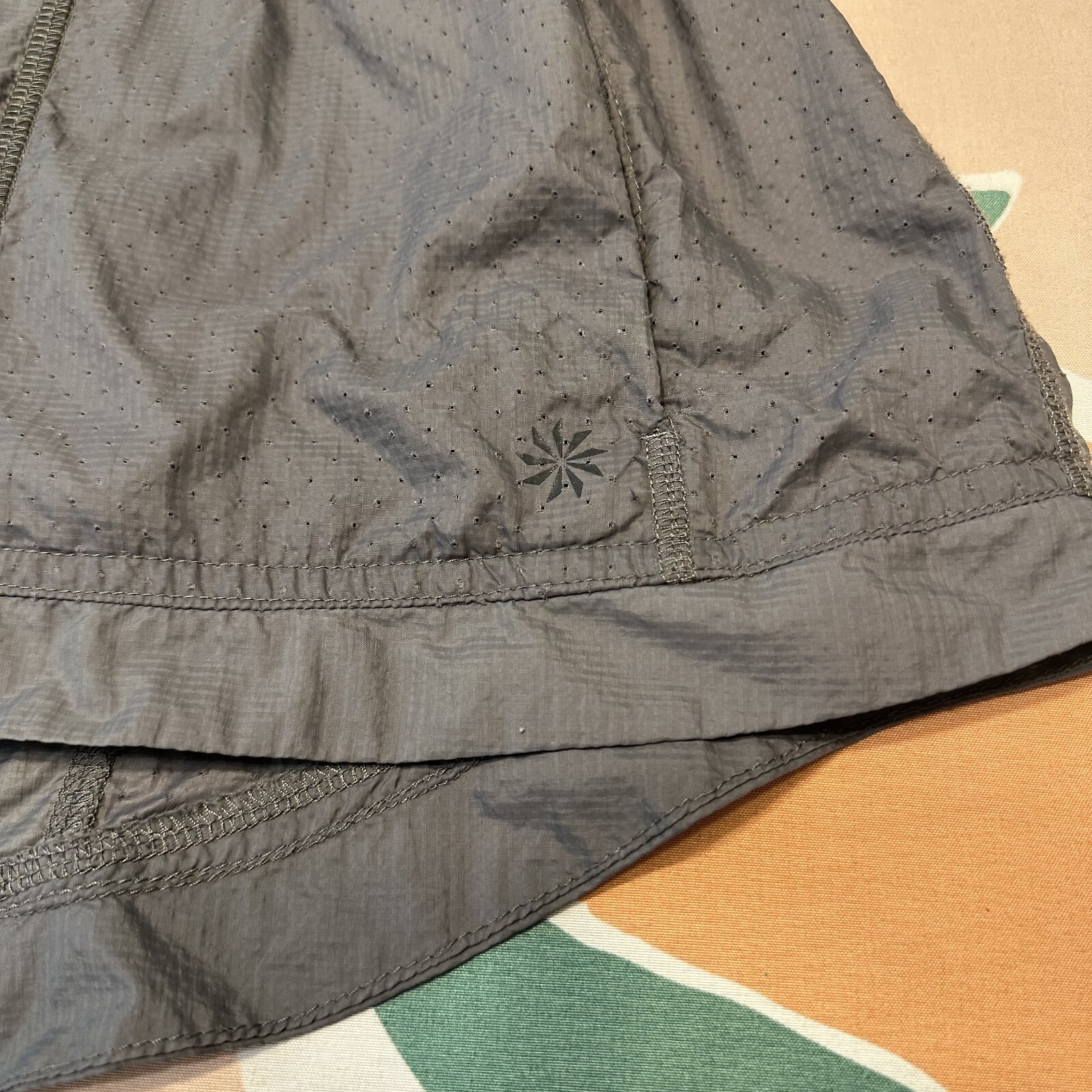 Athleta Distance Vented Running Jacket Women's Sm… - image 7