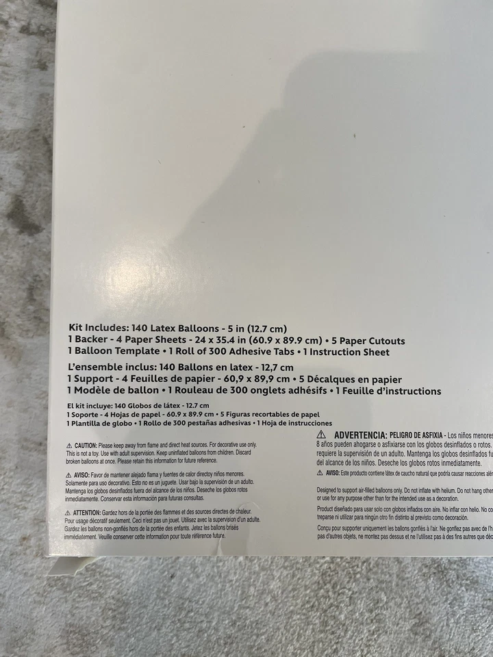 Kit de telón de fondo de globo de látex negro esculpido Minnie Mouse - 5' (152 piezas) Foto 2 de 2