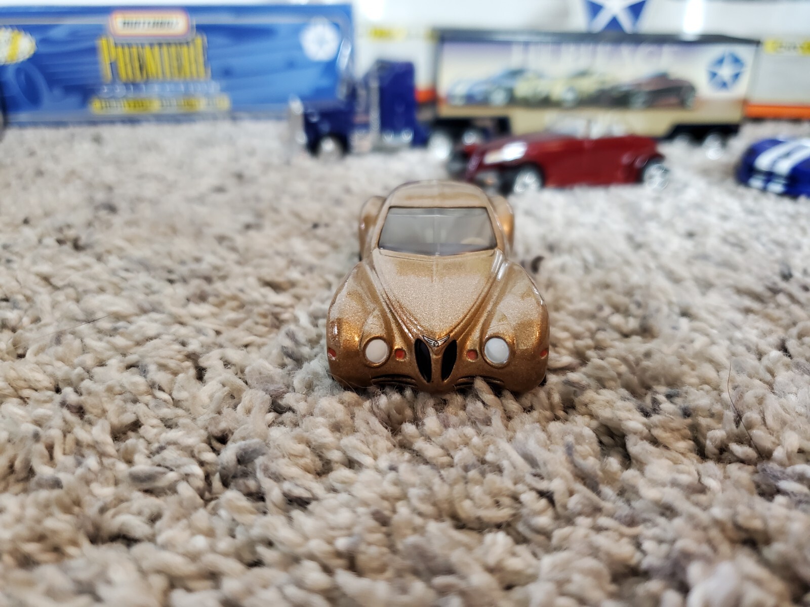Picture 4 of 24