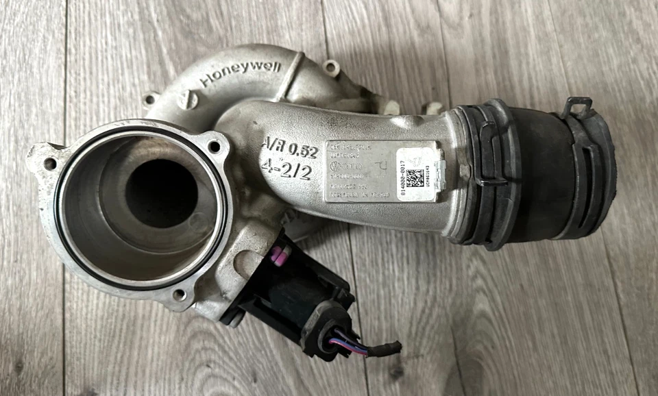 VW VOLKSWAGEN JETTA BEETLE 2013-2017 TURBOCOMPRESOR, 06K145721K, ORIGINAL OEM Foto 2 de 4