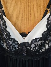 Soma Black White Lace Sleeveless Chemise Gown V-Neck Bow Small Rayon Spandex