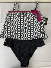 NWT 99 Inches Off Women  s BLACK  White Print SOFT CUP FLARED TANKINI Sze 16W