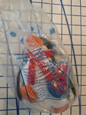 Avon Full O' Beans Flapper the Penguin January Birthstone Plush 1999 New