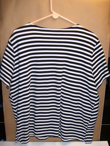 (Alfred Dunner) Black & White Striped Short Sleeved Ladies Top - Picture 3 of 3
