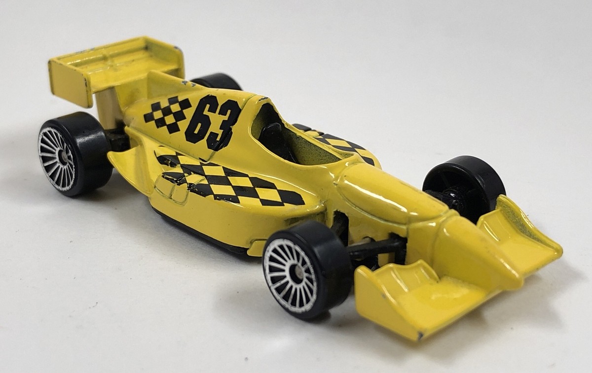 Maisto Formula Collection ミニカー 　当時物 Maisto Formula One Style Race Car Yellow & Black #63 | eBay