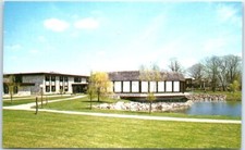 Postcard - Roger Williams College, Bristol, Rhode Island, USA